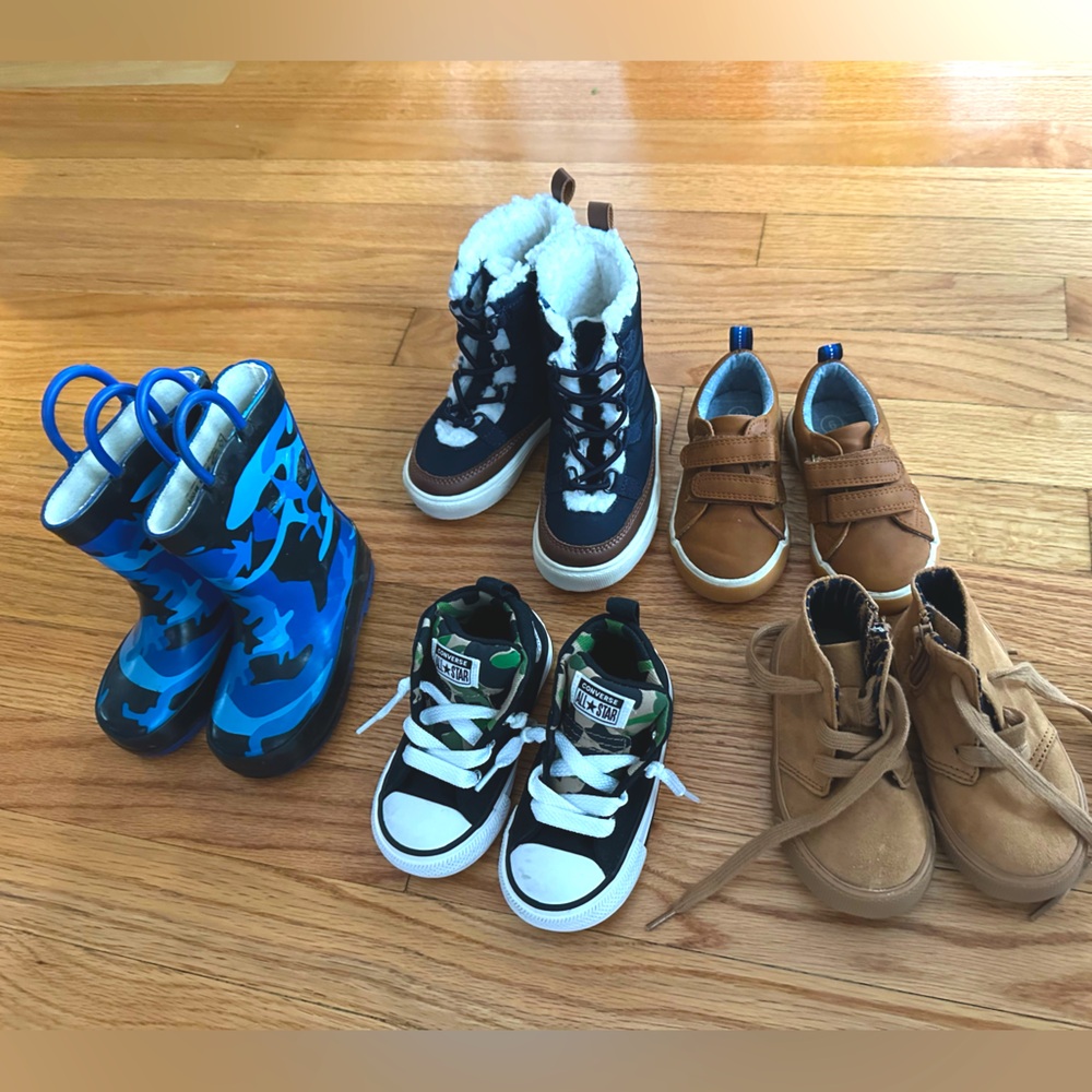 Lot of size 5/6 boys toddler boots and shoes